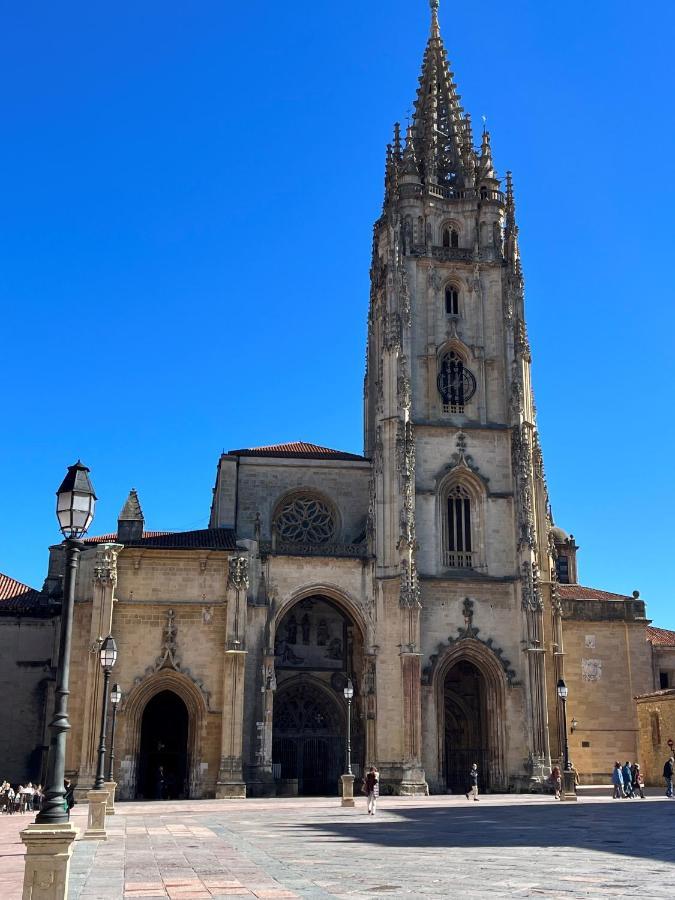 Apartamento Wamba - La Catedral Oviedo Exteriér fotografie